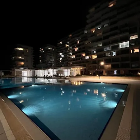 Mountains And Sea Apartment