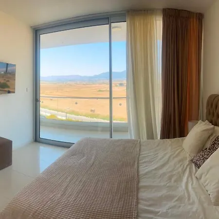 Mountains And Sea * Boghaz