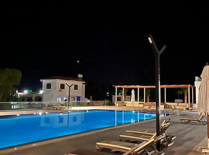 Apartment Mountains And Sea *